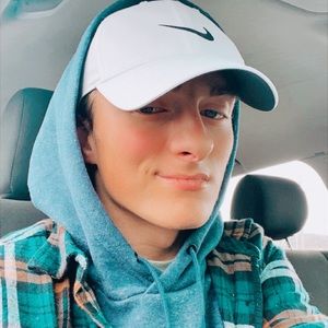 Meet your Posher, Phyllis